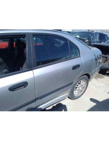 PUERTA TRASERA IZQUIERDA MITSUBISHI CARISMA...