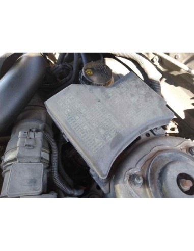 CAJA RELES / FUSIBLES MITSUBISHI CARISMA...