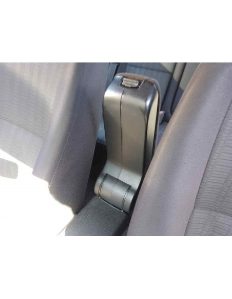 APOYABRAZOS CENTRAL MITSUBISHI CARISMA BERLINA 5 (DA0) - 167098