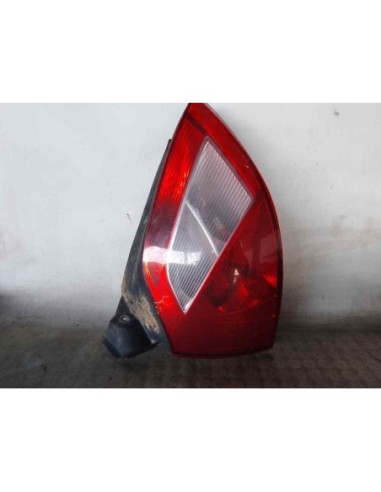 PILOTO TRASERO IZQUIERDO RENAULT MEGANE II...