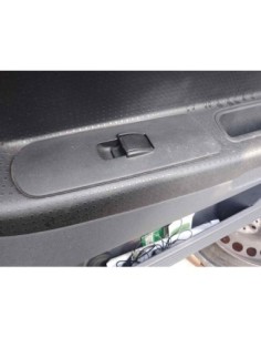 MANDO ELEVALUNAS DELANTERO DERECHO MITSUBISHI COLT CZ3...