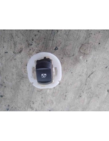 MANDO ELEVALUNAS DELANTERO DERECHO RENAULT...