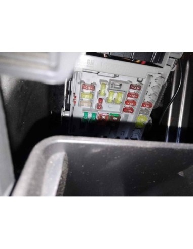 CAJA RELES / FUSIBLES OPEL INSIGNIA BERLINA -...