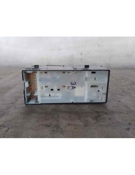 MANDO ELEVALUNAS DELANTERO IZQUIERDO NISSAN NV200 /EVALIA (M20/M) - 172630