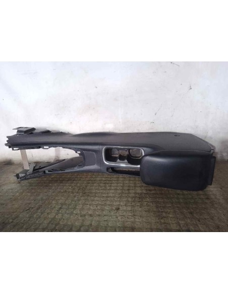 APOYABRAZOS CENTRAL NISSAN PULSAR (C13M) - 174742