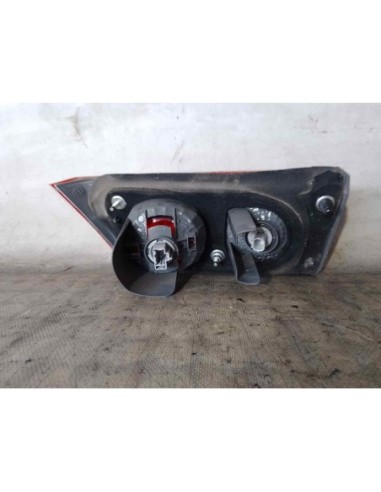 PILOTO TRASERO IZQUIERDO INTERIOR HONDA ACCORD...