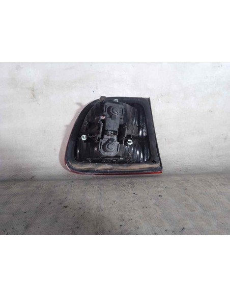 PILOTO TRASERO DERECHO INTERIOR SEAT LEON (1M1) - 178762