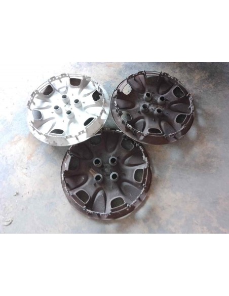 TAPACUBOS NISSAN MICRA (K12E) - 142225