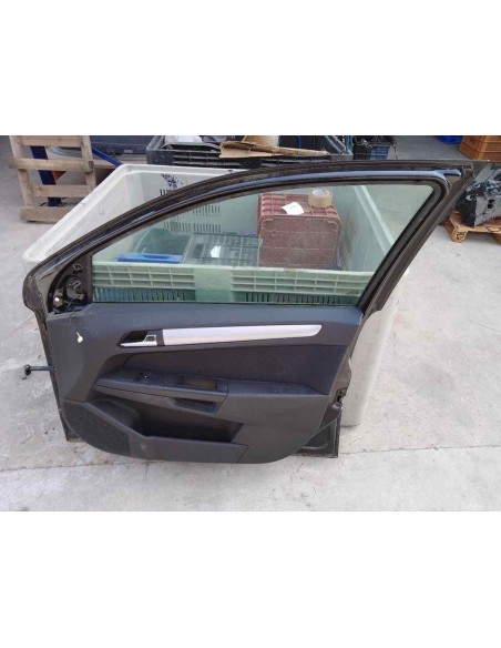 PUERTA DELANTERA DERECHA OPEL ASTRA H BERLINA - 105558