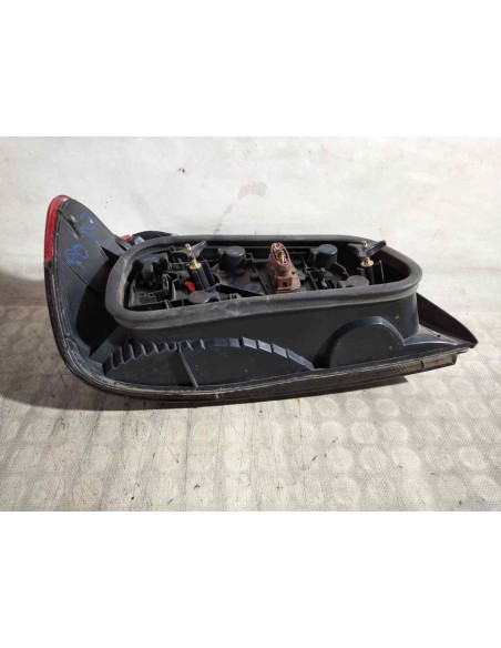 PILOTO TRASERO DERECHO PEUGEOT 306 3/5 PT  / 4 PT  (S2) - 92602