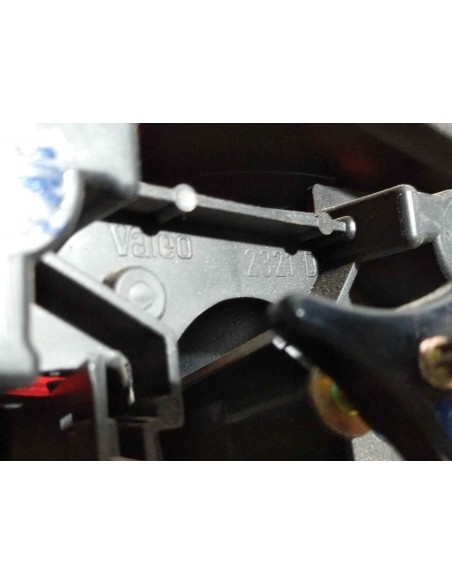 PILOTO TRASERO DERECHO PEUGEOT 306 3/5 PT  / 4 PT  (S2) - 92602