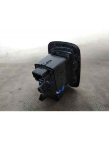 MANDO ELEVALUNAS TRASERO DERECHO MERCEDES-BENZ...