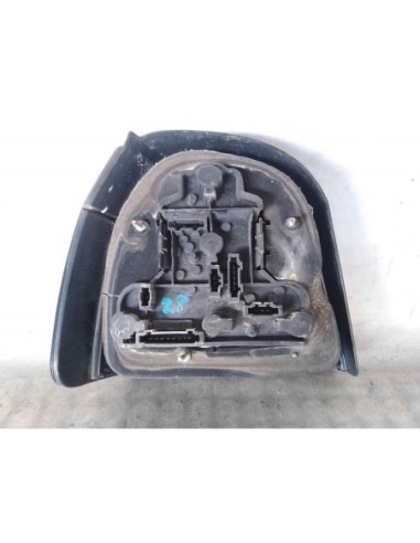 PILOTO TRASERO DERECHO VOLKSWAGEN GOLF III...