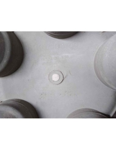 TAPACUBOS KIA CARNIVAL - 120195