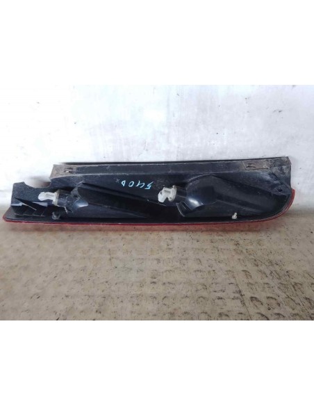 PILOTO TRASERO DERECHO FORD FOCUS BERLINA (CAP) - 177014