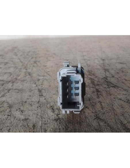 MANDO ELEVALUNAS DELANTERO DERECHO RENAULT ESPACE IV (JK0) - 165209