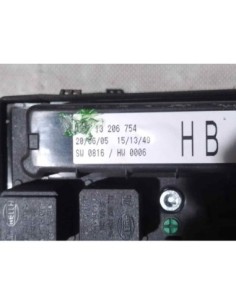 CAJA RELES / FUSIBLES OPEL ASTRA H BERLINA - 172290 2