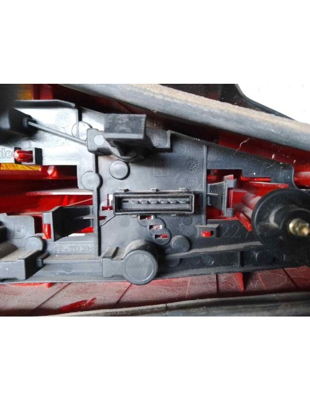 PILOTO TRASERO DERECHO PEUGEOT 106 (S1)(08 1991) - 148045