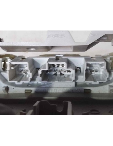 LUZ INTERIOR PEUGEOT 407 - 136106