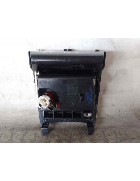 CENICERO VOLKSWAGEN GOLF VI (5K1)(10 2008) - 149388