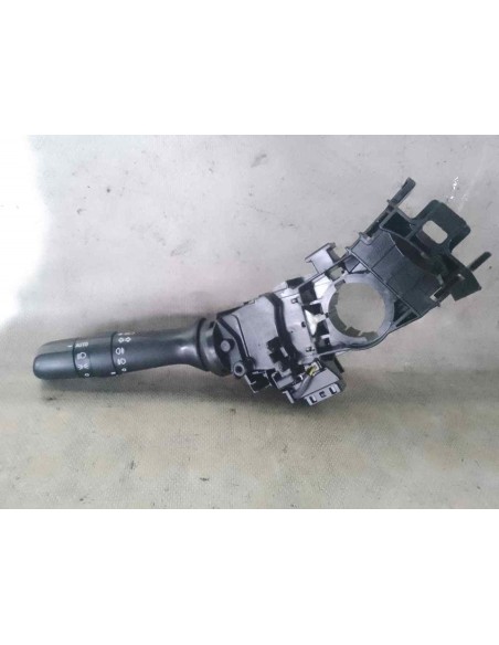MANDO LUCES TOYOTA YARIS (KSP1/NLP1/NSP1) - 180203
