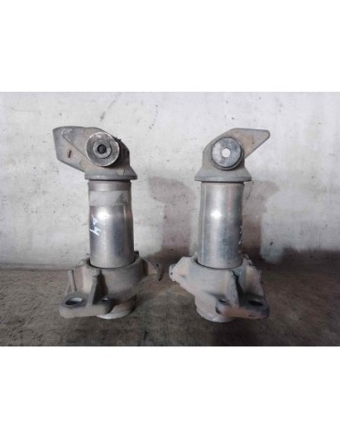 PUNTERA DELANTERA DERECHA DE PARAGOLPES AUDI A4...