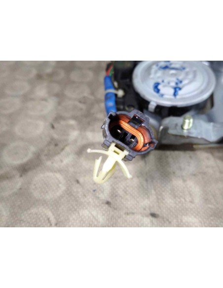 ELEVALUNAS DELANTERO DERECHO KIA SORENTO (BL) - 112043