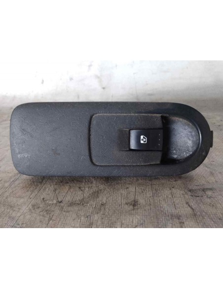 MANDO ELEVALUNAS DELANTERO DERECHO RENAULT SCENIC II (JM) - 107889