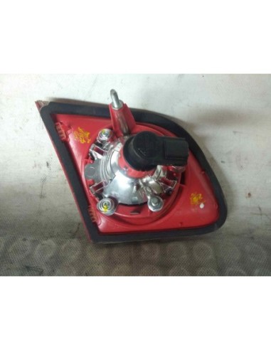 PILOTO TRASERO DERECHO VOLKSWAGEN PASSAT...