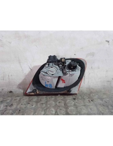 PILOTO TRASERO DERECHO INTERIOR MERCEDES-BENZ...