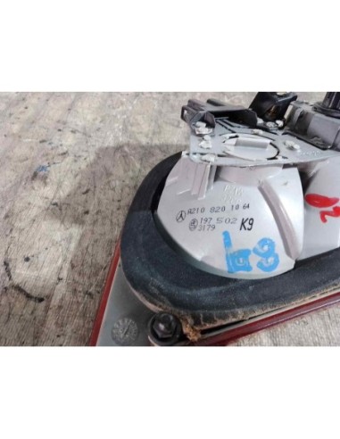 PILOTO TRASERO DERECHO INTERIOR MERCEDES-BENZ...