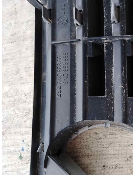 REJILLA DELANTERA VOLKSWAGEN POLO III BERLINA (6N2) - 102124