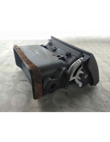 REJILLA AIREADORA TOYOTA COROLLA (E12) - 114967