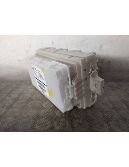 CAJA RELES / FUSIBLES PEUGEOT ION - 95490