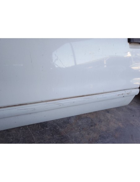 PUERTA DELANTERA IZQUIERDA RENAULT R 19 BERL  CON PORTÓN (B/C53) - 98073