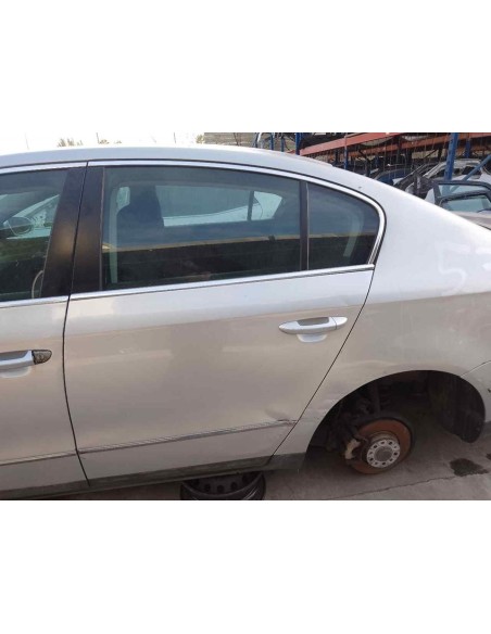 PUERTA TRASERA IZQUIERDA VOLKSWAGEN PASSAT BERLINA (3C2) - 177124