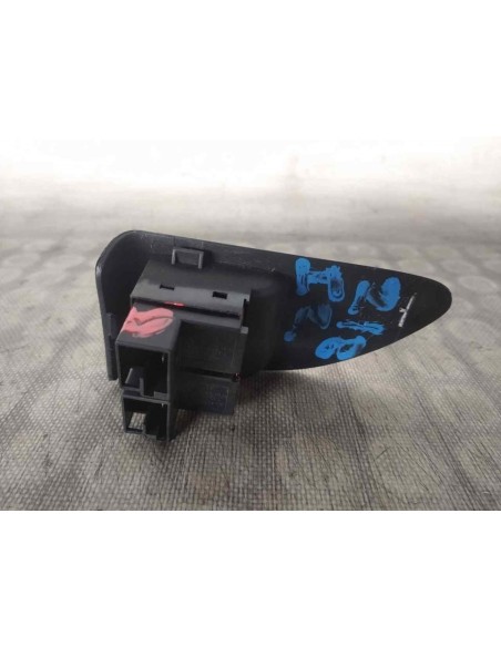 INTERRUPTOR VOLKSWAGEN PASSAT BERLINA (3B3) - 125721