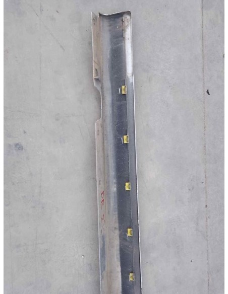 FALDON LATERAL BMW SERIE 3 BERLINA (E90) - 130785