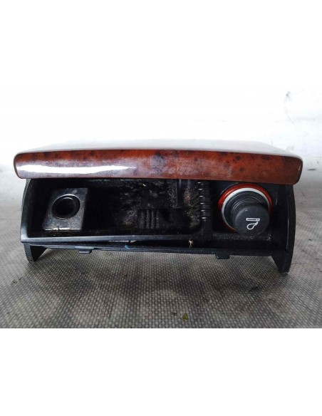 CENICERO VOLKSWAGEN PASSAT BERLINA (3B3) - 125765