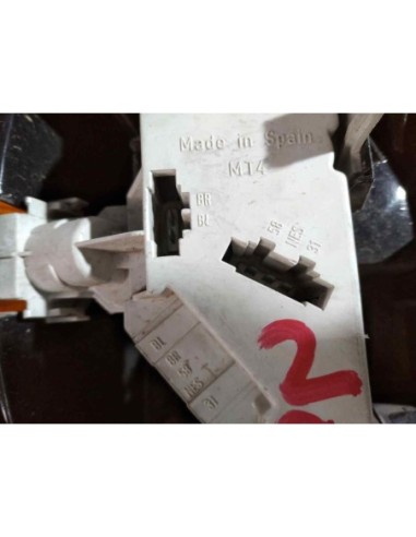 PILOTO TRASERO DERECHO VOLKSWAGEN POLO III...