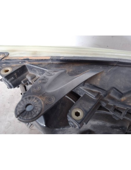 FARO IZQUIERDO FORD FOCUS BERLINA (CAP) - 108635