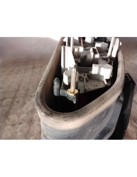PILOTO TRASERO DERECHO PEUGEOT 406 BERLINA (S1/S2) - 118565