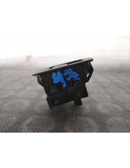 MANDO ELEVALUNAS TRASERO IZQUIERDO BMW SERIE 1 BERLINA 5P (F20) - 94543