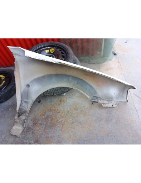 ALETA DELANTERA IZQUIERDA RENAULT R 19 BERL  CON PORTÓN (B/C53) - 98002