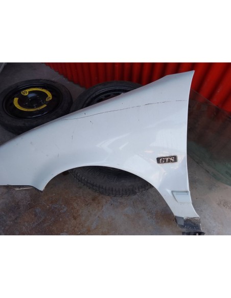 ALETA DELANTERA IZQUIERDA RENAULT R 19 BERL  CON PORTÓN (B/C53) - 98002