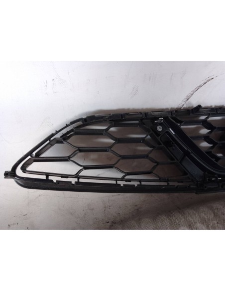 REJILLA DELANTERA NISSAN MICRA (K14) - 114659