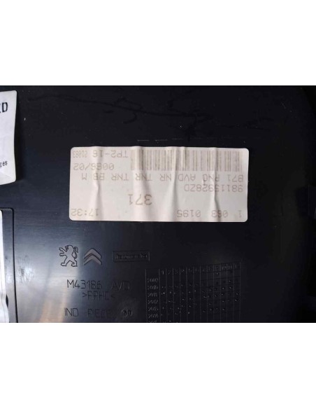 GUARNECIDO PUERTA DELANTERA DERECHA CITROEN C4 BERLINA - 111005