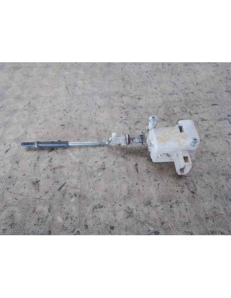 MOTOR CIERRE CENTRALIZADO PORTON VOLKSWAGEN PASSAT BERLINA (3B3) - 152615