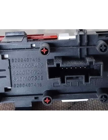 WARNING RENAULT MEGANE II BERLINA 5P - 150825