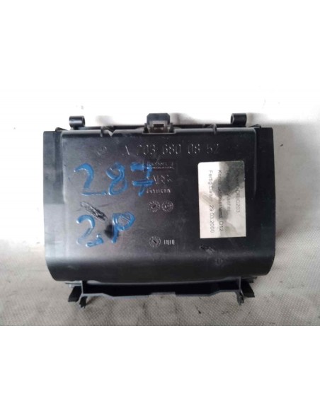 CENICERO MERCEDES-BENZ CLASE C (BM 203) BERLINA - 139740